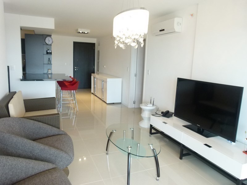 Departamento en alquiler Playa Brava , en edificio con amenities